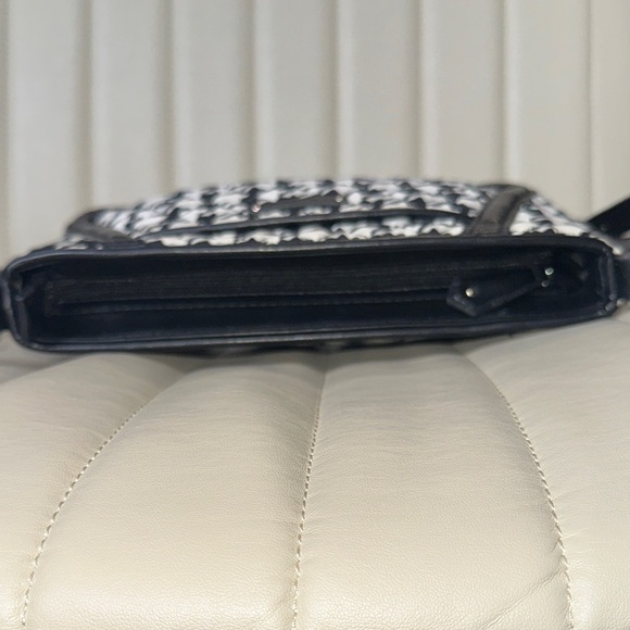 Vera Bradley Midnight Houndstooth Pattern Leather Trimmed CB Shoulder Bag NWOT - Picture 5 of 13